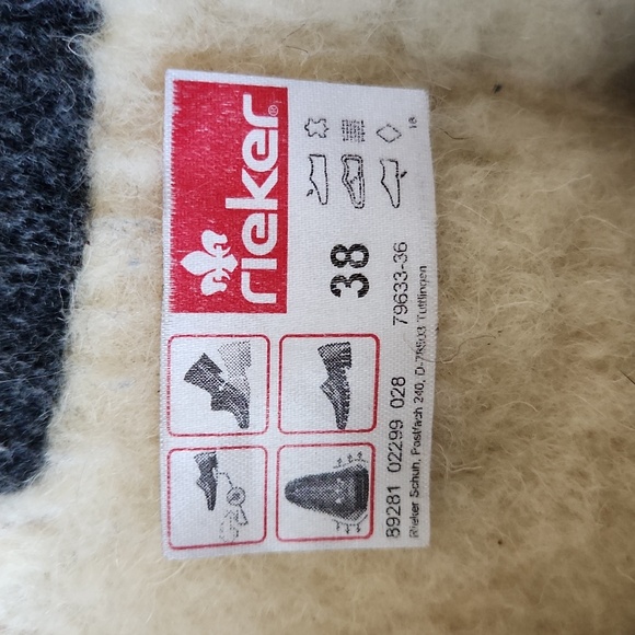 Dark red fleece lined boots - Picture 5 of 5